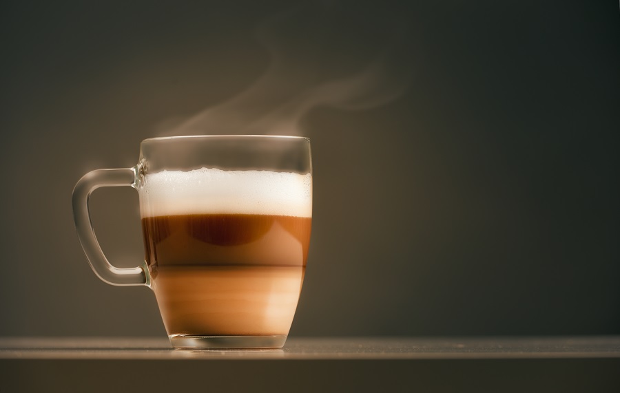 Viete si vytvoriť Caffé Latté bez kávovaru?