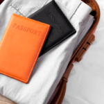 Turista sa prezentuje aj maličkosťami. Máte už poriadne puzdro na doklady?