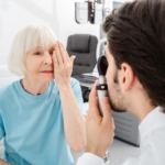 Sivý zákal – aké sú jeho prejavy a liečba