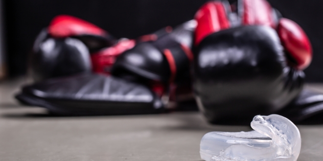 Z čoho sa vyrábajú chrániče zubov?